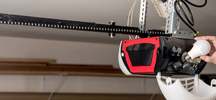 automatic garage door opener repair in Aventura